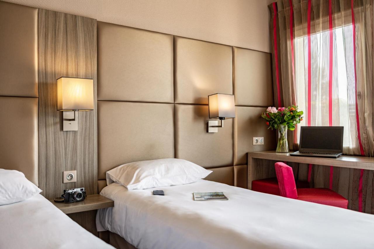 Le Trefle Hotel Порте-сюр-Гарон Екстериор снимка