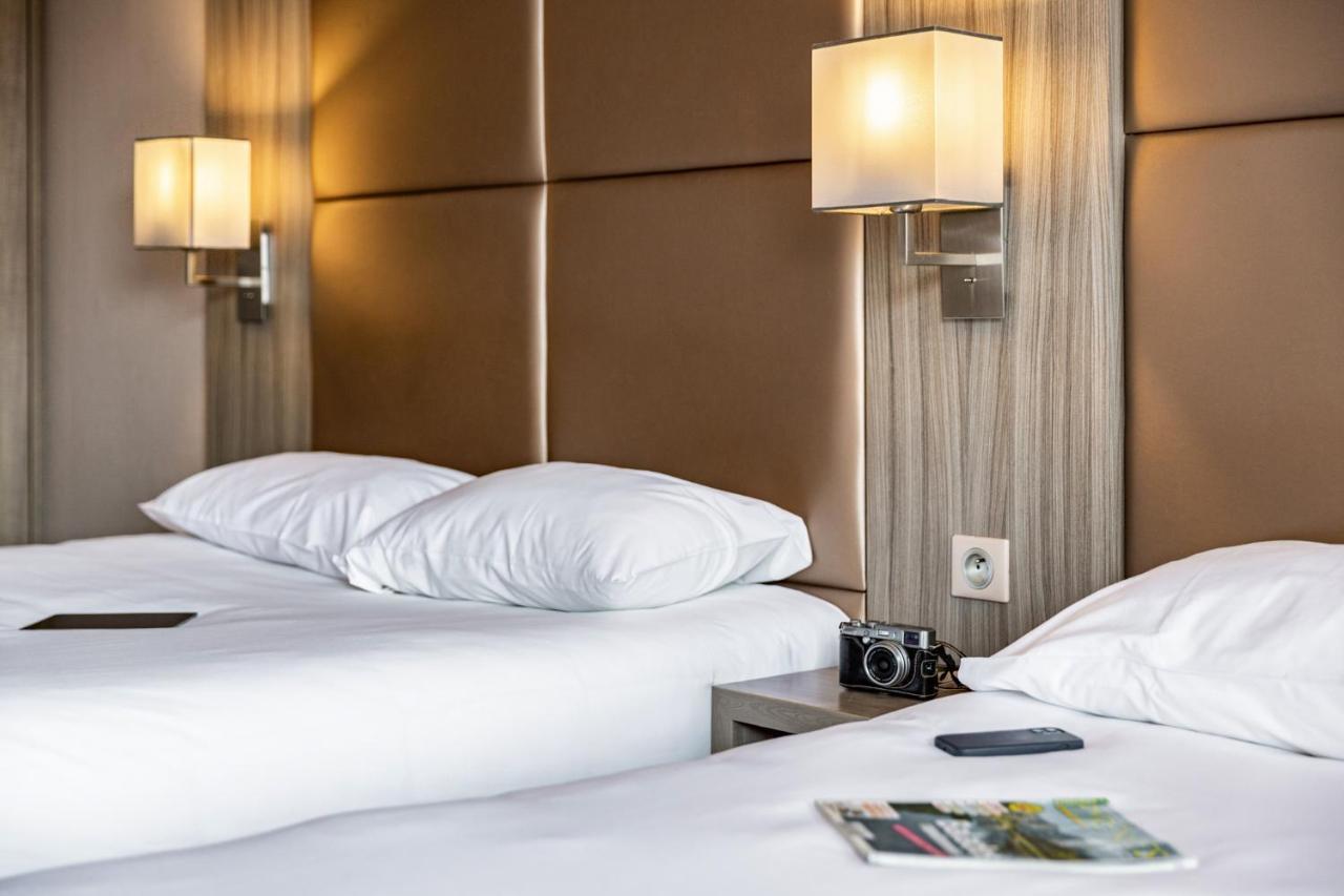 Le Trefle Hotel Порте-сюр-Гарон Екстериор снимка