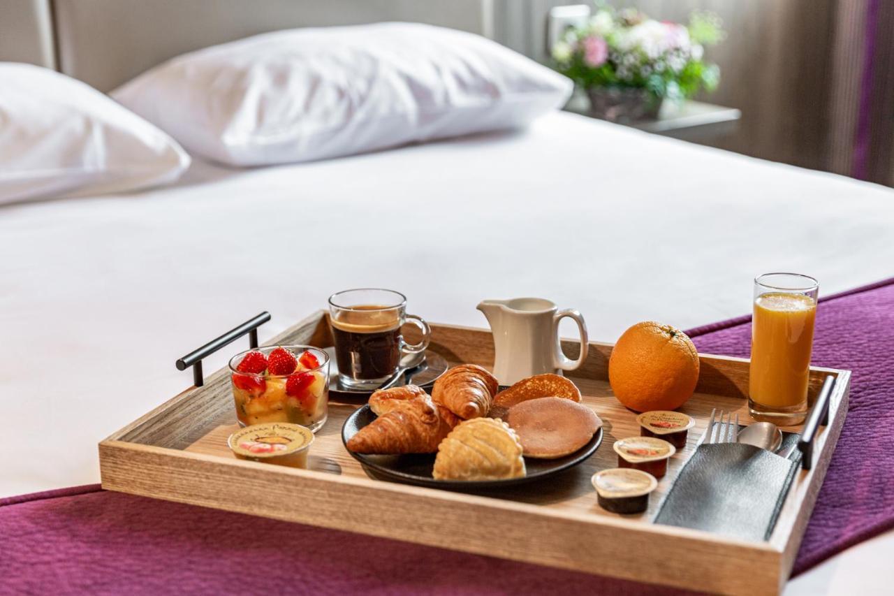 Le Trefle Hotel Порте-сюр-Гарон Екстериор снимка