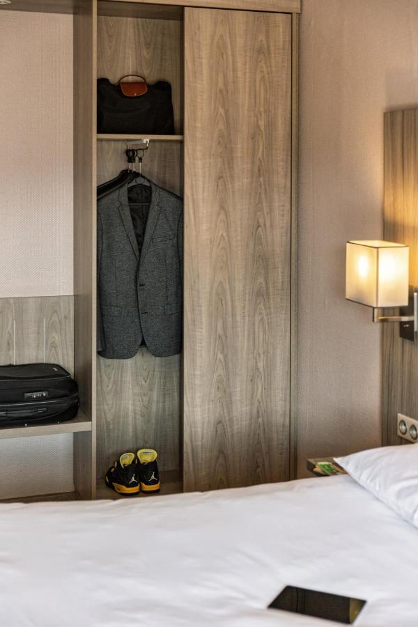 Le Trefle Hotel Порте-сюр-Гарон Екстериор снимка